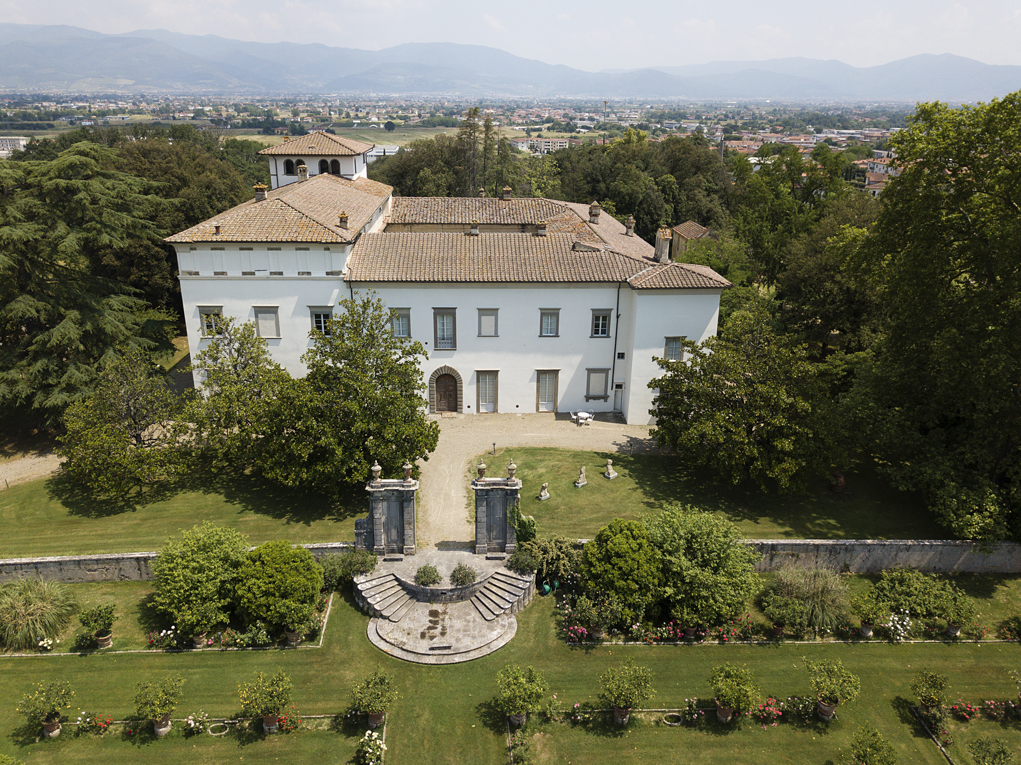 LigaDue, CC BY-SA 4.0 , via Wikimedia Commons